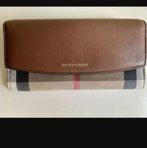 BURBERRY continental wallet